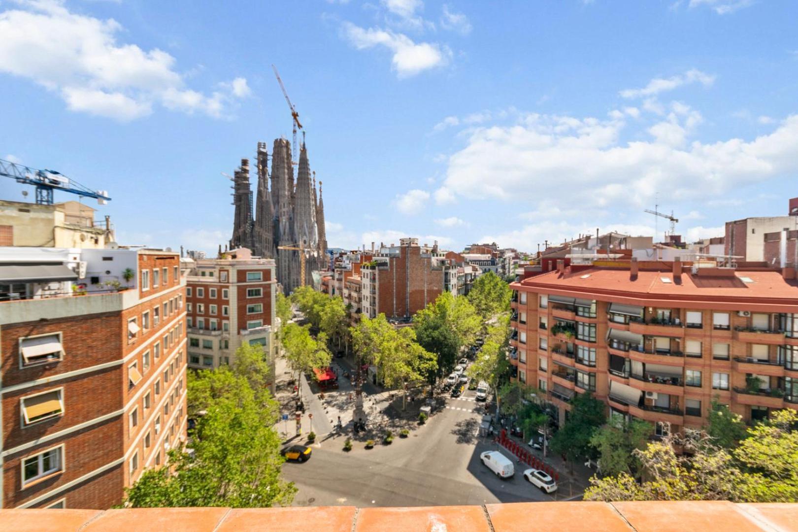 Suite Home Sagrada Familia Barcelona Bagian luar foto